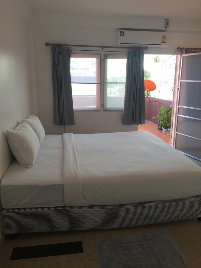 Blue Moon Hotel Hua Hin Exterior photo