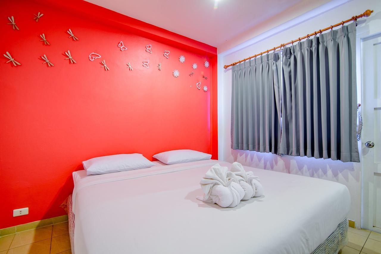Blue Moon Hotel Hua Hin Exterior photo